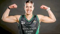 Velles strikes late to help see Portlaoise women clinch dramatic opening night win in Cork  Velles strikes late to help see Portlaoise women clinch dramatic opening night win in Cork