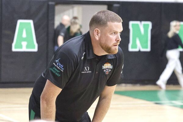 Portlaoise Panthers' manager Jack Scull keeps a close eye on proceedings against Maree on Saturday Photo: David Maher Portlaoise Panthers' manager Jack Scull keeps a close eye on proceedings against Maree on Saturday Photo: David Maher