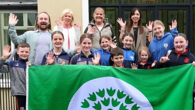 Stephen Mullally ( Environmental Awareness Officer, Laois County Council) pictured with pupils from Shanahoe NS, Paddock NS and Presentation Primary NS, Portarlington on their way to the awards ceremony in Kilkenny Photo: Michael Scully <p>Stephen Mullally ( Environmental Awareness Officer, Laois County Council) pictured with pupils from Shanahoe NS, Paddock NS and Presentation Primary NS, Portarlington on their way to the awards ceremony in Kilkenny Photo: Michael Scully</p>